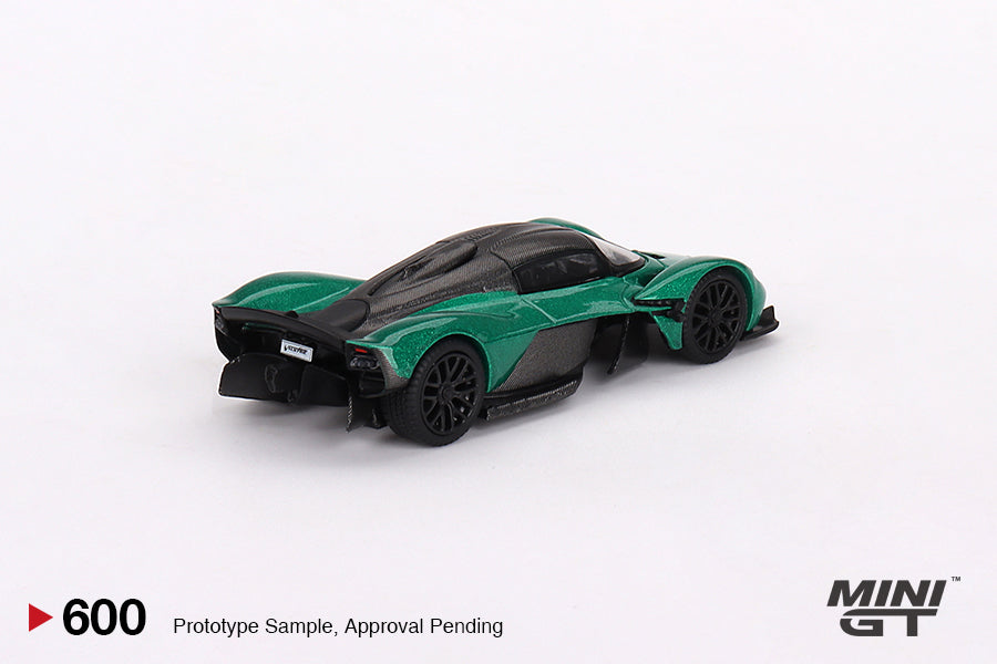 Mini GT #600 Aston Martin Valkyrie – Racing Green