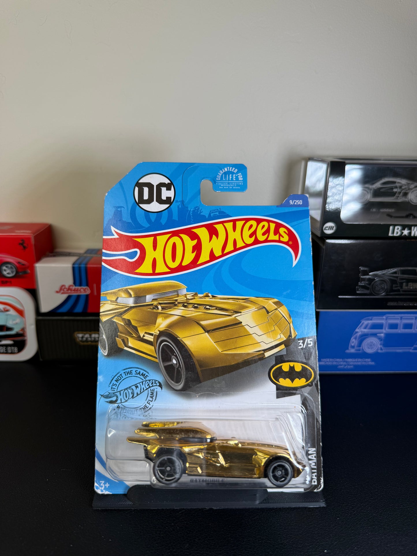 Hot Wheels DC Comics Batmobile #9/250