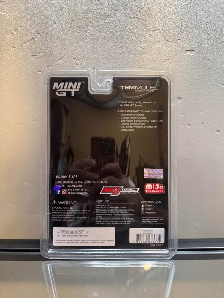 MiniGT MiJo Exclusives Pagani Huayra Roadster Chase Limited 1 of 2400