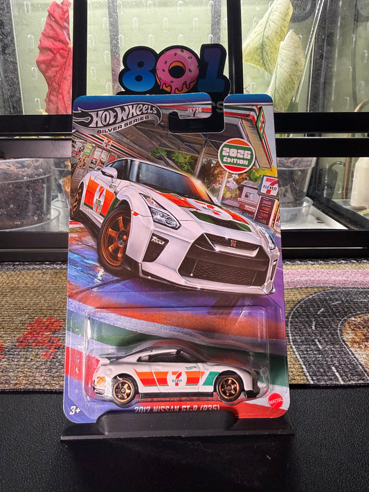 2026 Edition Hot Wheels Silver Series x 7 Eleven 2017 Nissan GT-R (R35)