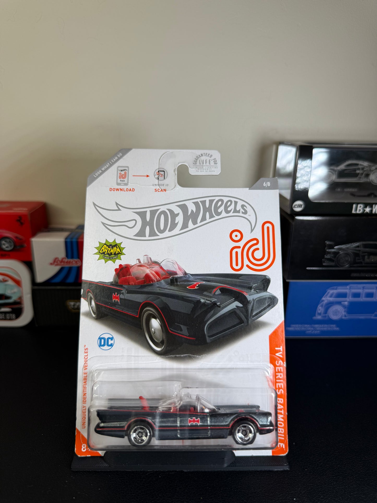 Hot Wheels ID TV Series Batmobile #6/8