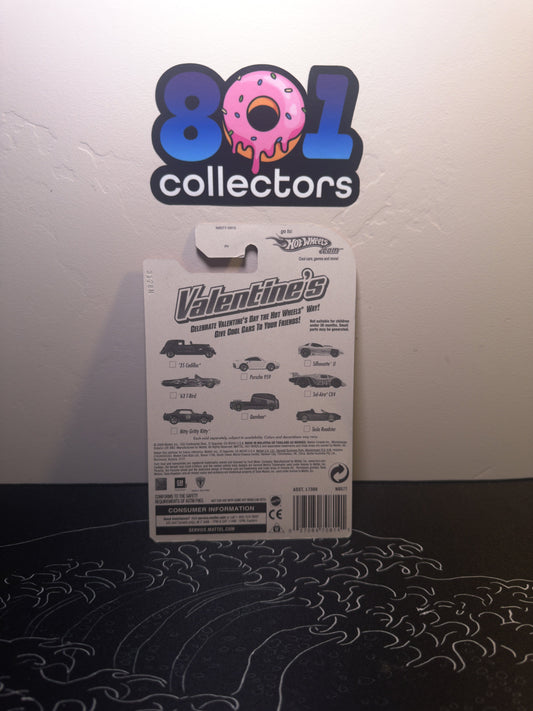 2008 Hot Wheels Valentine’s Day Target Exclusive Porsche 959