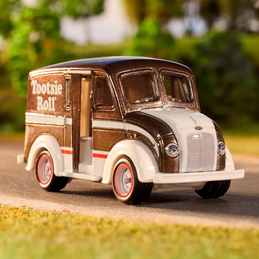 Matchbox Collectors Matchbox Tootsie Roll Divco Milk Truck