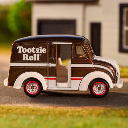 Matchbox Collectors Matchbox Tootsie Roll Divco Milk Truck